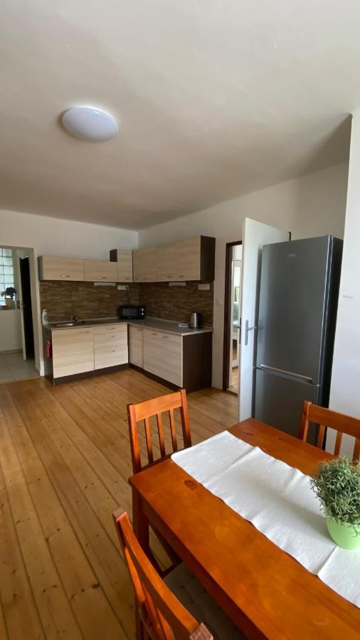 Apartmany U Viaduktu 46 Ústí nad Labem Екстериор снимка